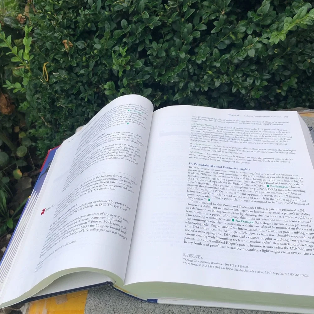Business Law Comprehensive Volume - Navy/Green/Red